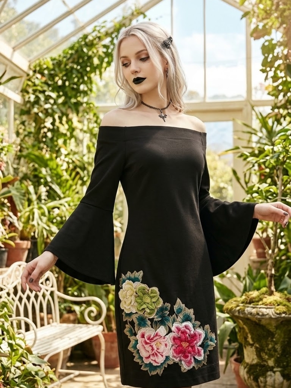 Vintage Karen Kane Embroidered Cold Shoulder Dress Ruffle Sleeve